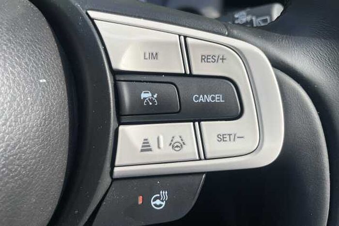 Honda Jazz Hybrid 1.5 i-MMD (122ps) Crosstar Advance eCVT 