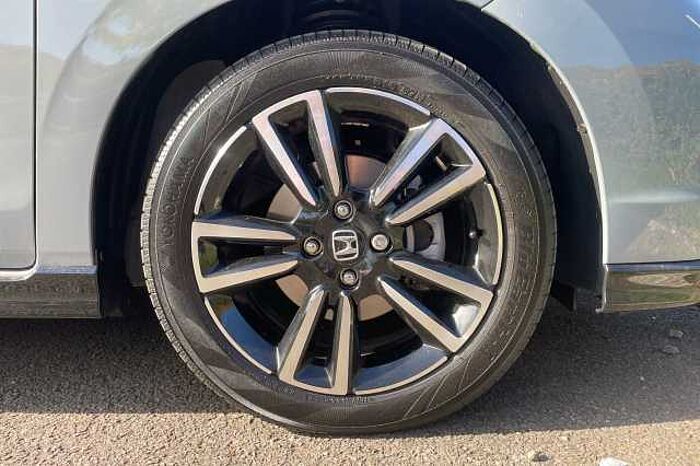 Honda Jazz Hybrid 1.5 i-MMD (122ps) Advance Sport eCVT 