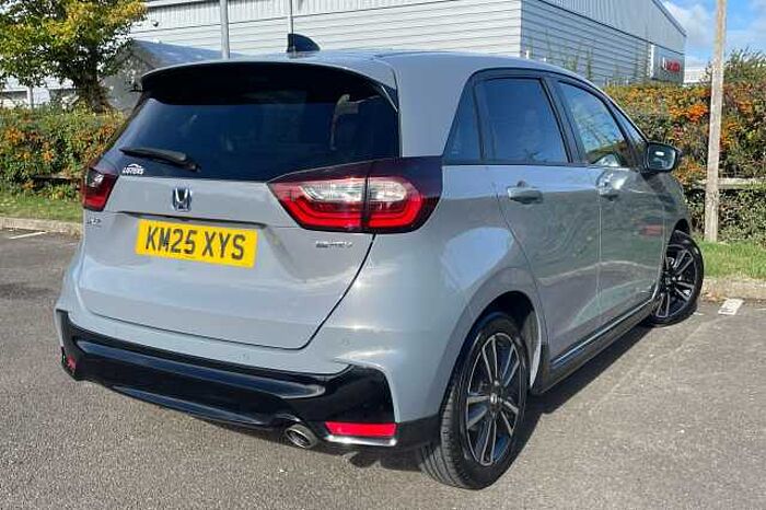 Honda Jazz Hybrid 1.5 i-MMD (122ps) Advance Sport eCVT 