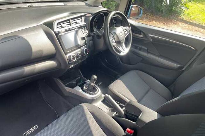 Honda Jazz 1.3 i-VTEC SE Navi 5-Door 