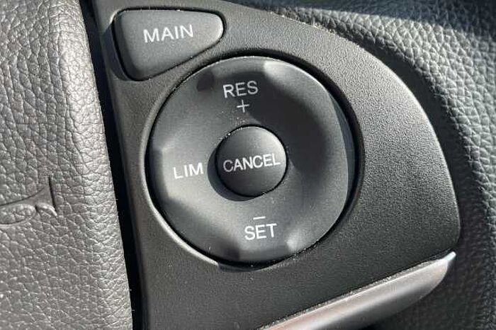 Honda Jazz 1.3 i-VTEC SE Navi 5-Door 