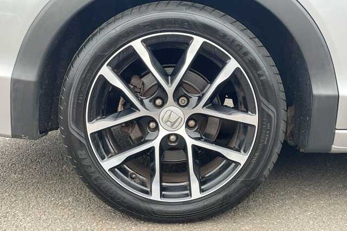 Honda Civic 1.8 i-VTEC Sport Nav 5dr Auto 