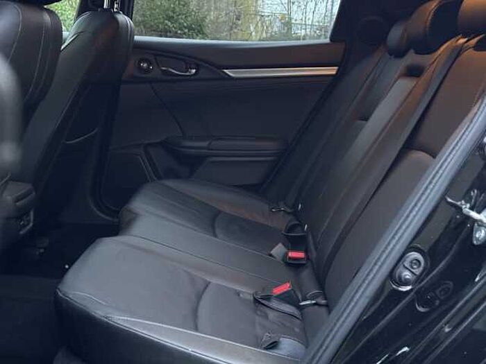 Honda Civic 1.5 VTEC Turbo Prestige 5dr CVT 