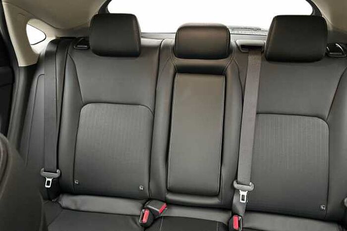 Honda Civic Hybrid 2.0 eHEV Advance 5dr CVT 